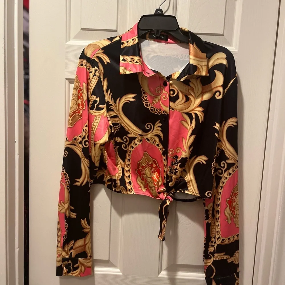 NWOT COLORFUL TWO PIECE WITH CROPPED TOP - Picture 6 of 15